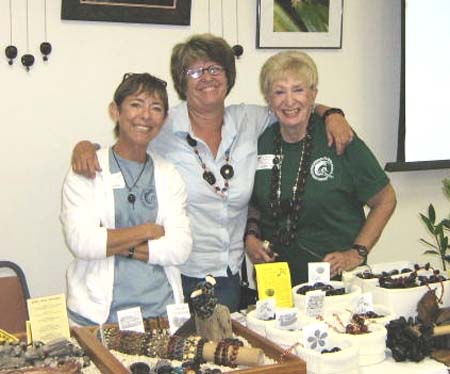 21 Mary Bowman, Nan Rhodes & Cecelia Abbott